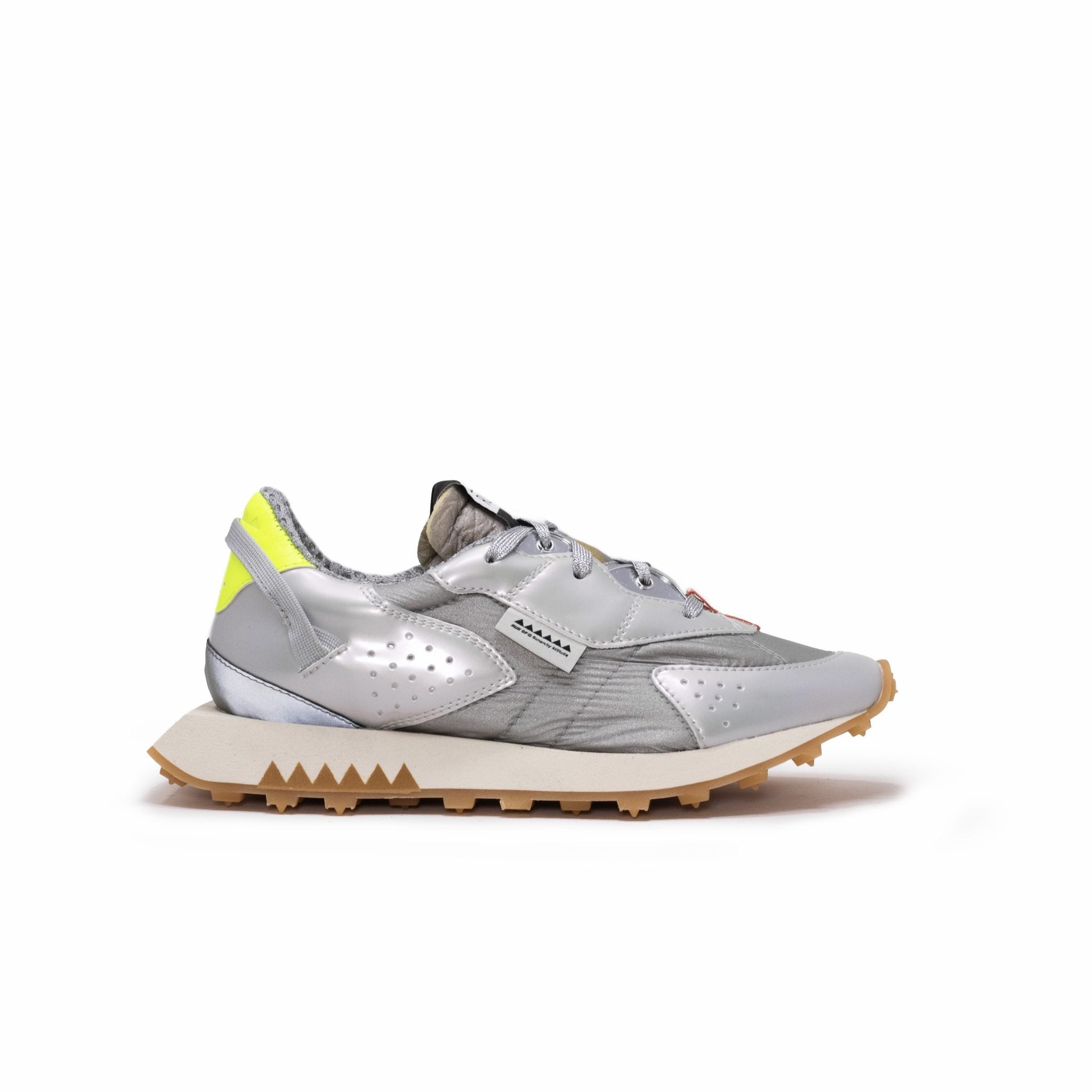Woman Sneakers – RUN-OF