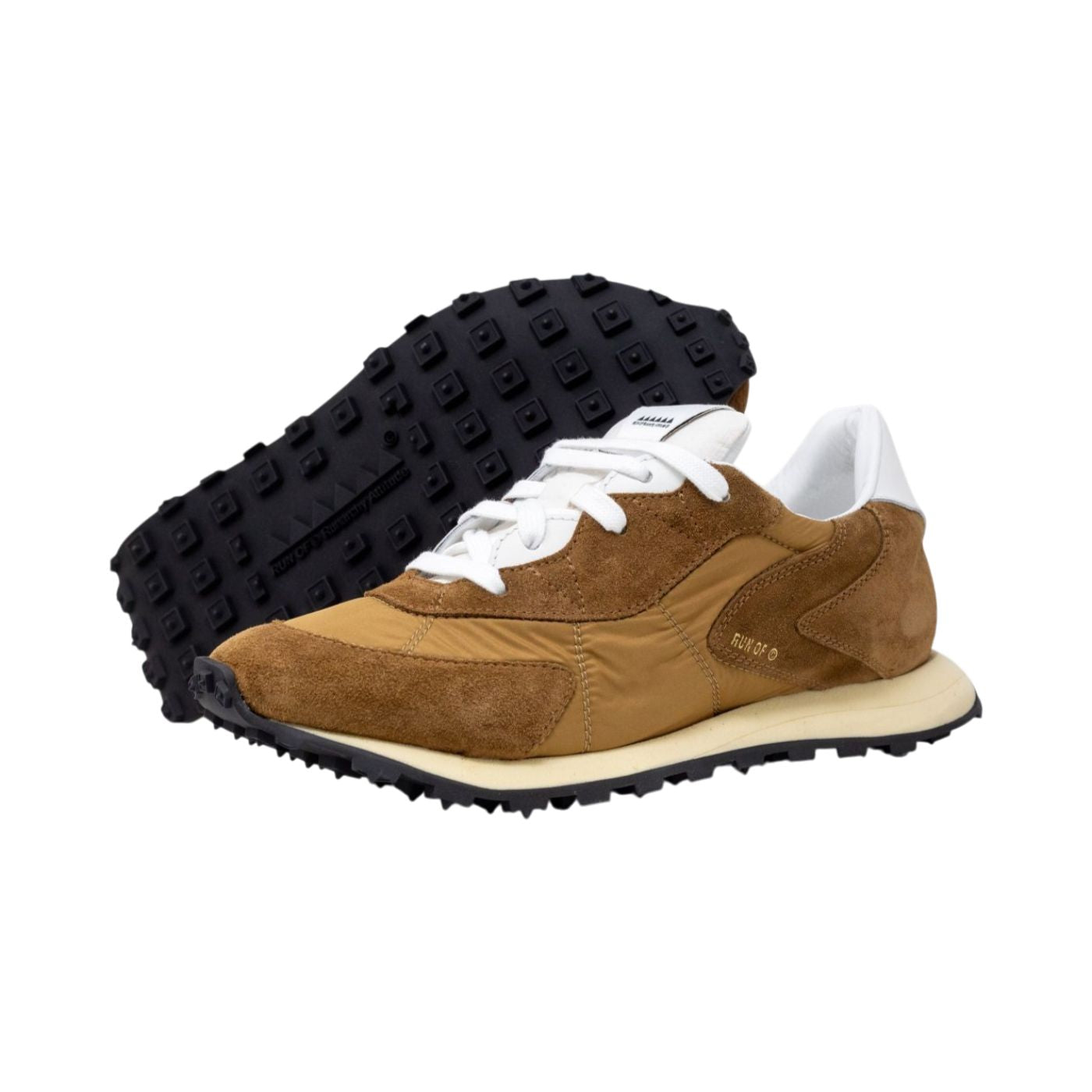 CAMEL M