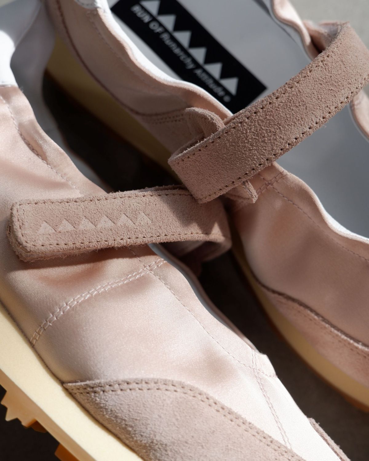 RUN-OF Official Online Store | Men's and Women's Sneakers Made in